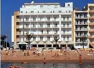 Hotel Horitzo By Pierre & 4*